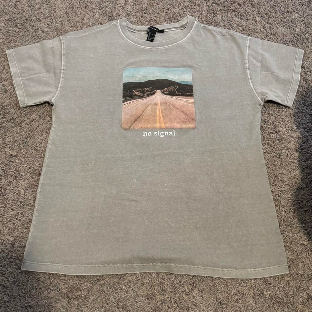 Forever 21 No Signal Graphic Tee - Gray